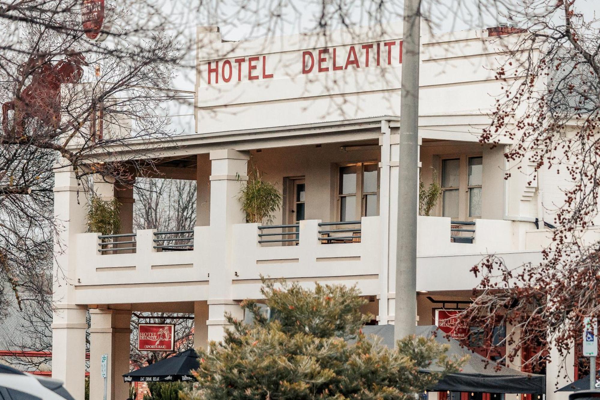 Delatite Hotel Mansfield Buitenkant foto